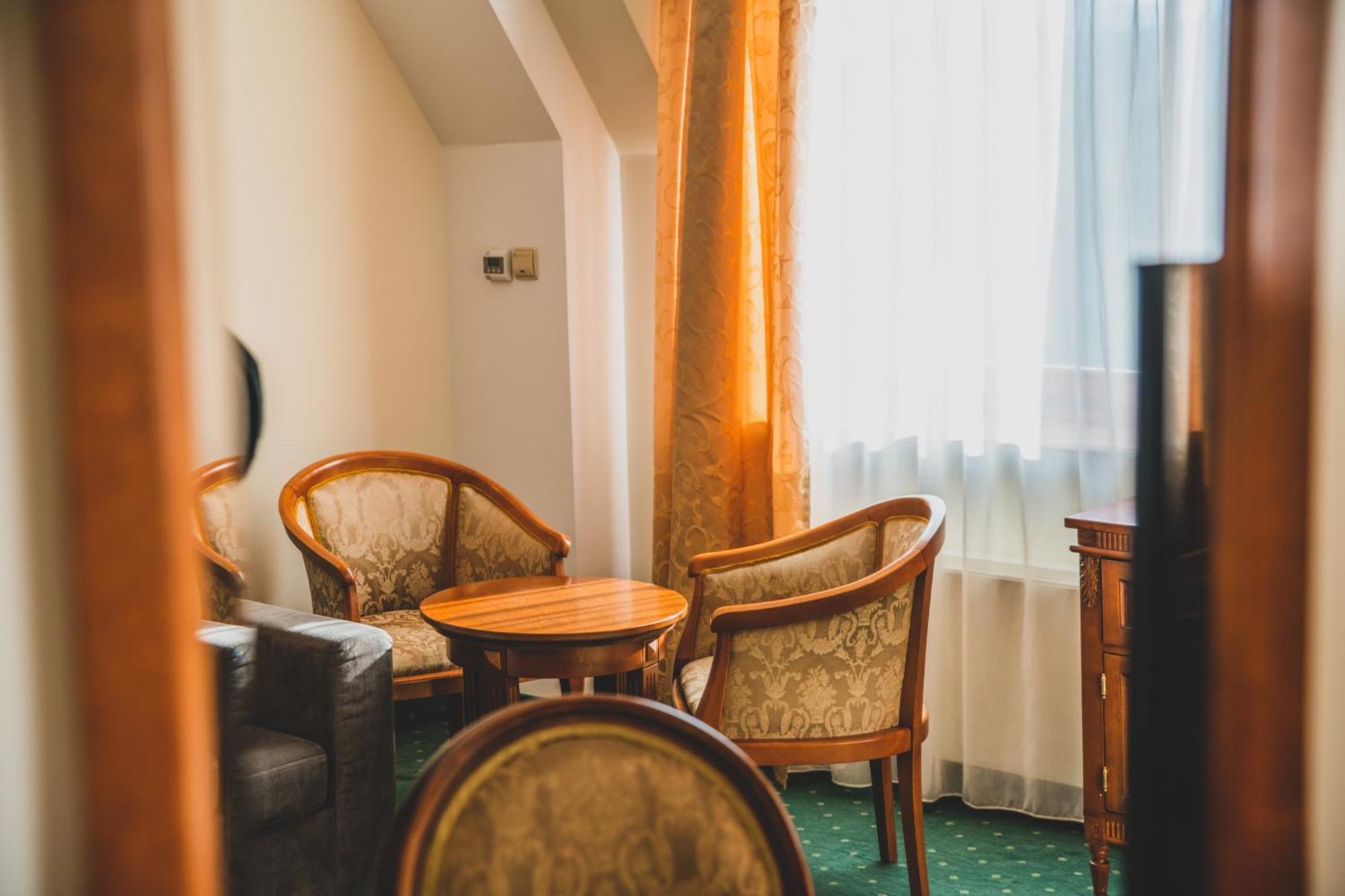 Aparthotel Krupowki 40 Zakopane Esterno foto